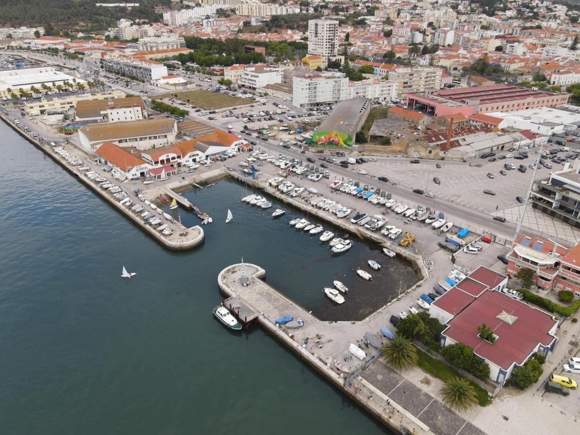 Best Location Duplex Setúbal Eksteriør bilde